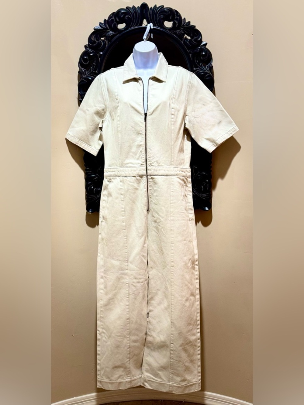 Thrill Painter Coverall
Short-Sleeve Zip-Front Jumpsuit Color: Vintage Bone